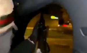 Video se širi internetom: Kalašnjikovom pucao po McDonaldsu, sve snimano 