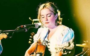 Katy J Pearson - Take Back The Radio