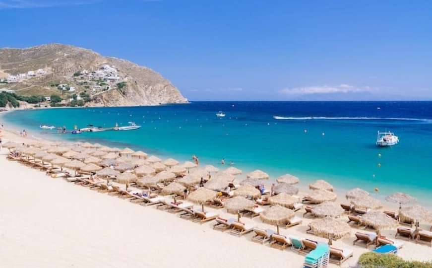 Grčka otvara plaže u iščekivanju toplotnog vala 