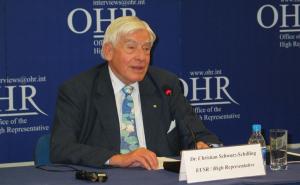 Schwarz-Schilling: HDZ podržava misu za nacističke kolaboracioniste