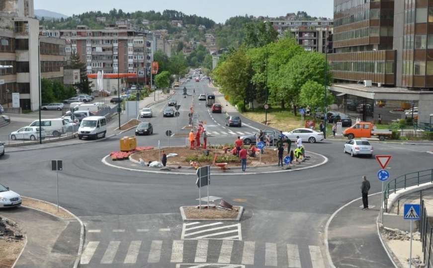 Ima 14 ulaznih i izlaznih traka: Zvanično otvaranje kružnog toka u naselju Pofalići