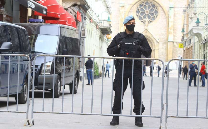 Policija blokirala centar grada, završen KDZ pregled