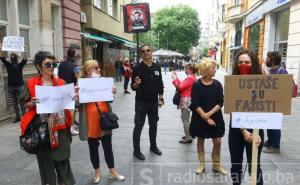 Protest Sarajlija ispred Katedrale: No passaran!