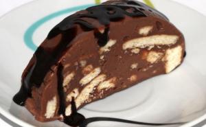 Brzi desert za iftar: Kolač od keksa i pudinga gotov za deset minuta