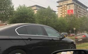 Udes na Otoci: Dva vozila završila na tramvajskim šinama