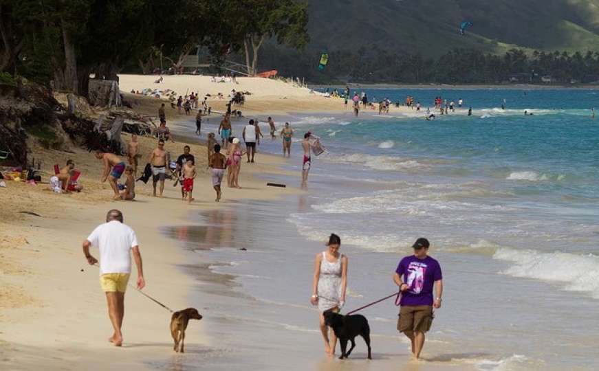 Havajska policija uhapsila turistu nakon objave fotografija s plaže