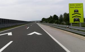 Na autocestama novi znakovi: Razmak između vozila 70 metara 