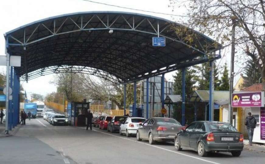 Nakon ukidanja mjere izolacije: Broj ulazaka u BiH rapidno porastao 