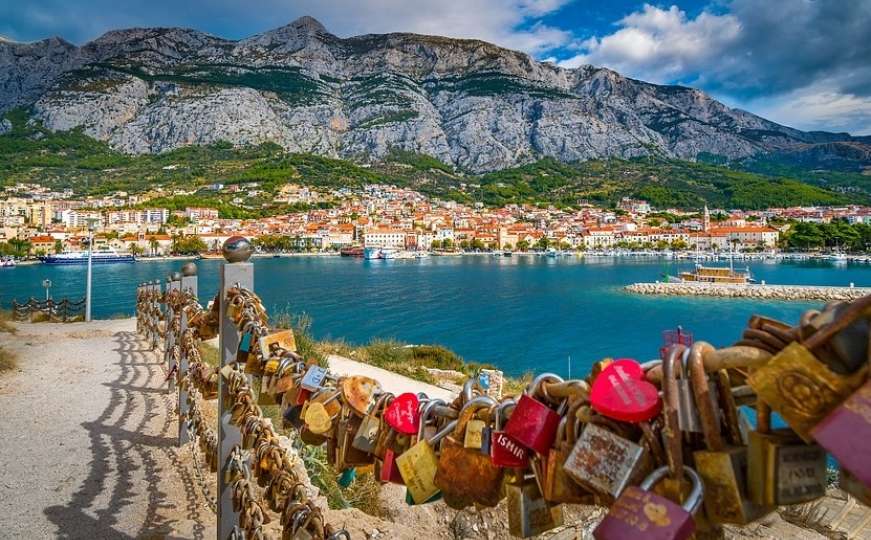 Otvorena 133 hotela i 65 kampova, a poznato i koliko turista ima u Hrvatskoj