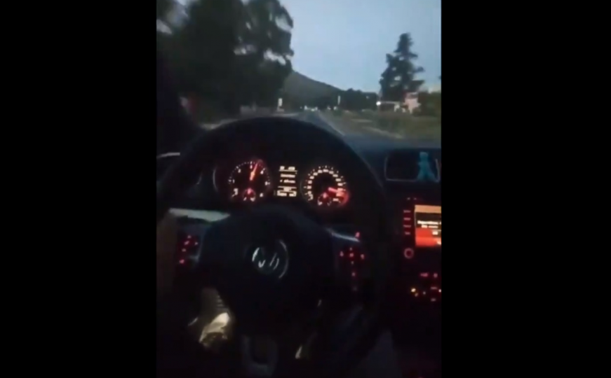 Zastrašujući video divljanja na bh. cestama: Ograničenje 50, on vozio preko 200