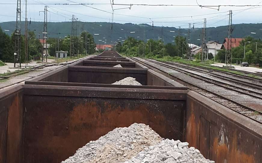 Teretni voz opet iskočio iz šina kod Mostara 