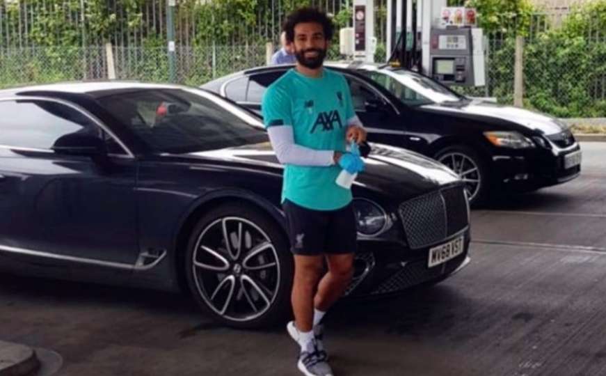 Mohamed Salah došao na benzinsku pumpu, prisutni ostali zatečeni onim šta je uradio