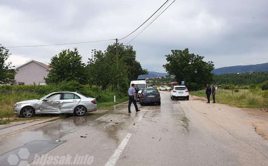 Teška nesreća kod Mostara: Tri osobe povrijeđene