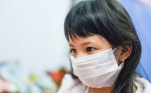 Ljekari nastoje otkriti zašto djeca lakše podnose simptome COVID-19 od odraslih