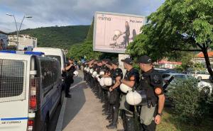 Policijski kordoni opkolili zgradu Opštine Budva