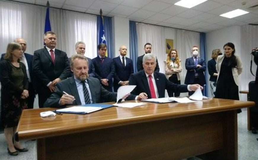 Izetbegović i Čović usaglasili stavove, donosimo nepoznate detalje dogovora SDA-HDZ