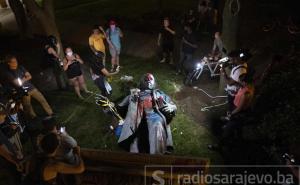 Nemiri u Americi se ne smiruju: Srušen spomenik u Washingtonu