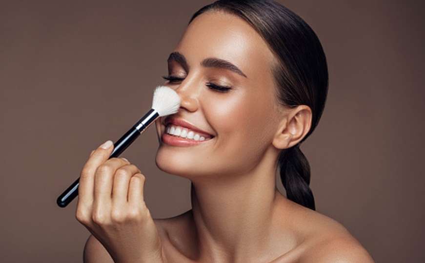Trikovi i make up: Kako šminkom pametno prikriti crvenilo na licu