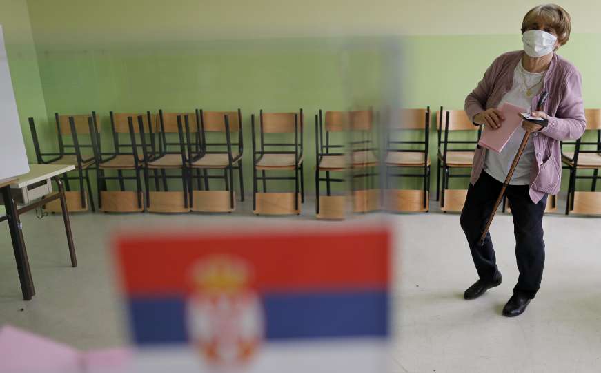 Još sat do zatvaranja birališta u Srbiji, izlaznost 41 posto