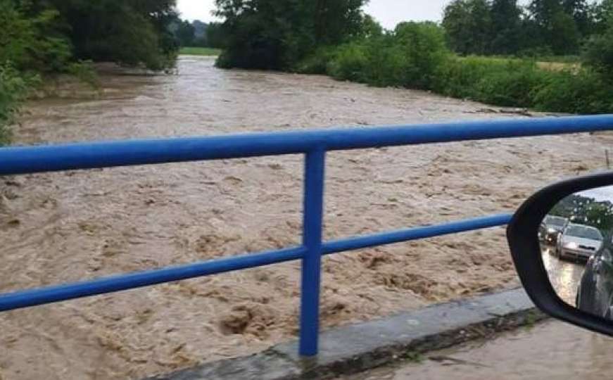 Poplave na području TK: Izlila se rijeka Tinja