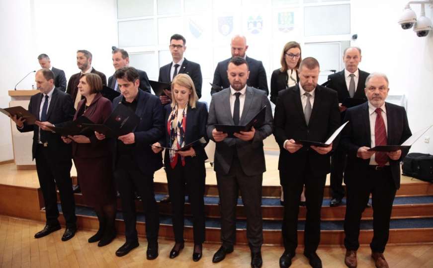 Brige oko COVID-a u Vladi KS: Kapidžić nije testiran, Juskin test negativan