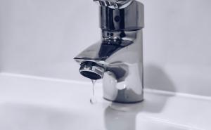 ViK popravlja kvarove: Veliki broj sarajevskih ulica bez vode