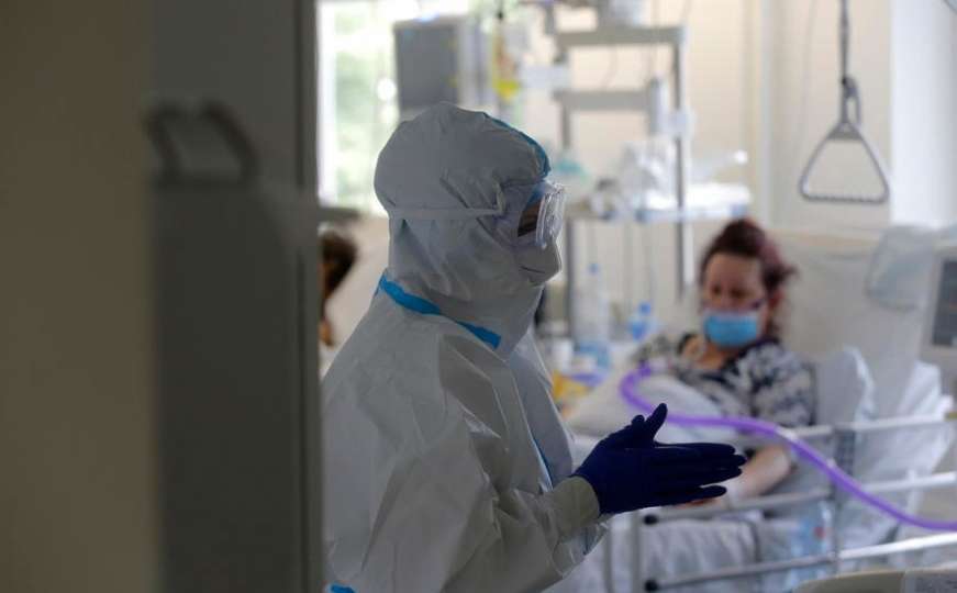 U Srbiji još jedna osoba preminula, na respiratorima 26 pacijenata