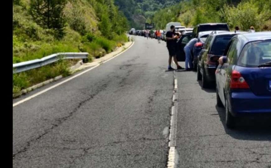 Stanje na putevima: Obustava pojedinih saobraćajnica