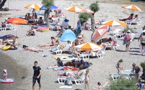 Plaže u Neumu pune gostiju: Evo kakve su cijene i uvjeti ljetovanja