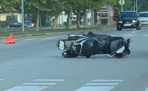 Teška saobraćajna nesreća u BiH: Motorista sletio s puta, zadobio teške povrede