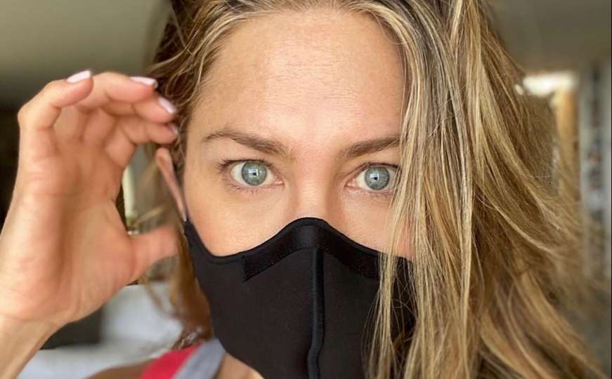 Jennifer Aniston ima poruku za ljude koji ne nose maske
