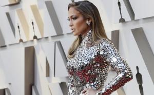 Jennifer Lopez u vrlo čudnim čizmama: Ovo niko drugi ne bi nosio usred ljeta