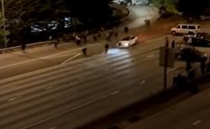 Zastrašujući snimak iz SAD-a: Vozilom pokosio prosvjednike
