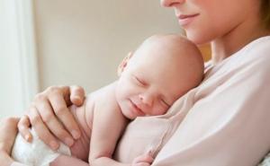 Počinje isplata dječijih dodataka i naknada za porodilje