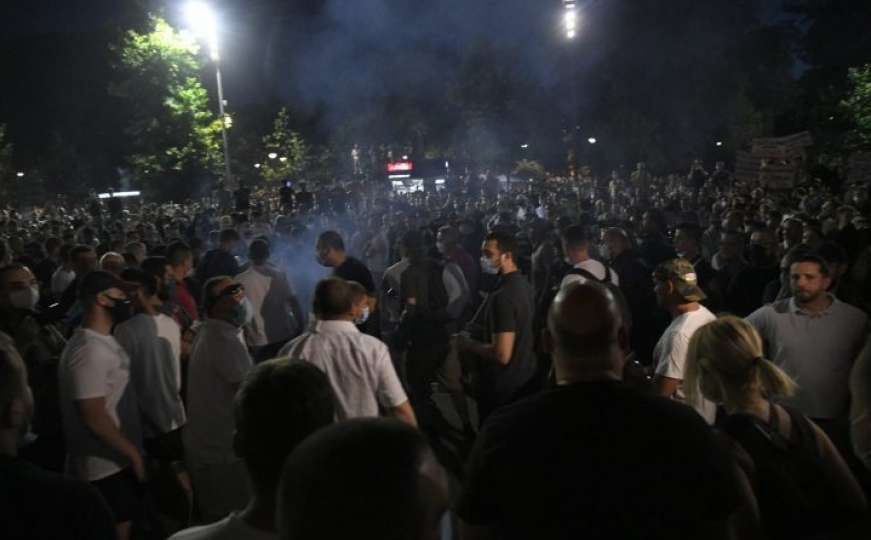 Sukob među demonstrantima u Beogradu 