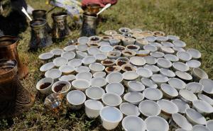 Što te nema: Fildžani simboliziraju hiljade ubijenih Srebreničana
