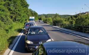 Ogromne gužve na Vogošćanskoj petlji: U koloni se čeka više od 40 minuta