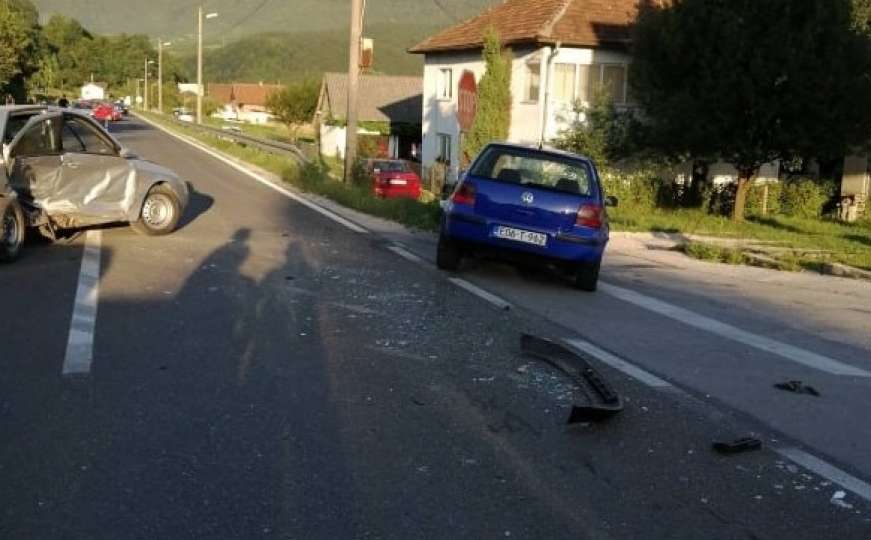 Teška saobraćajna nesreća kod Sarajeva: Ima povrijeđenih 