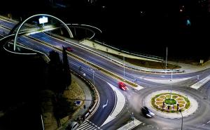 Kružni tok u Mostaru uređen Cvijetom Srebrenice