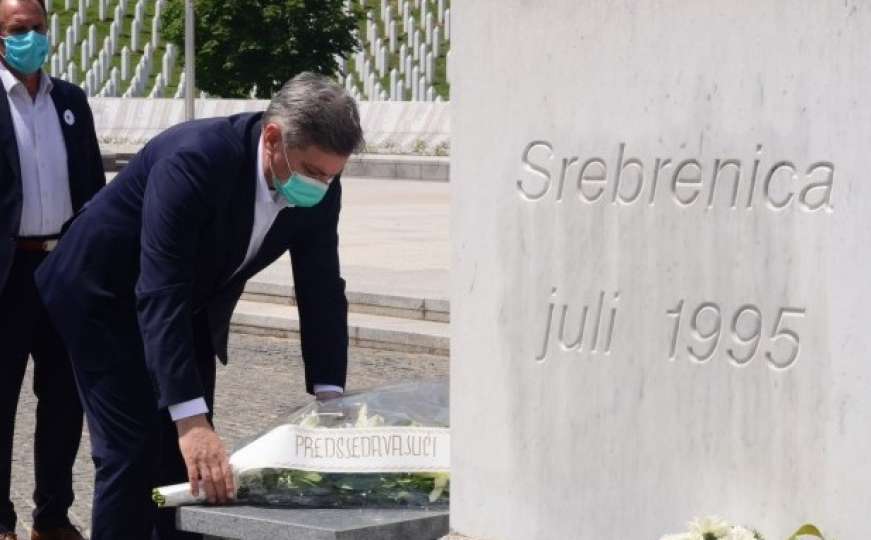Denis Zvizdić posjetio Potočare: Srebrenicu nikad nećemo zaboraviti
