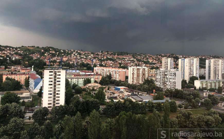 Vremenska klackalica u BiH: Na Bjelašnici 2 stepena, najavljeni kiša i grmljavina