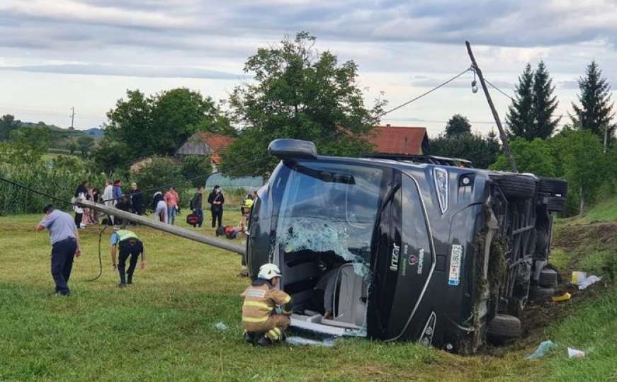 Svjedok nesreće u Hrvatskoj opisao kako se prevrnuo autobus s putnicima iz BiH  