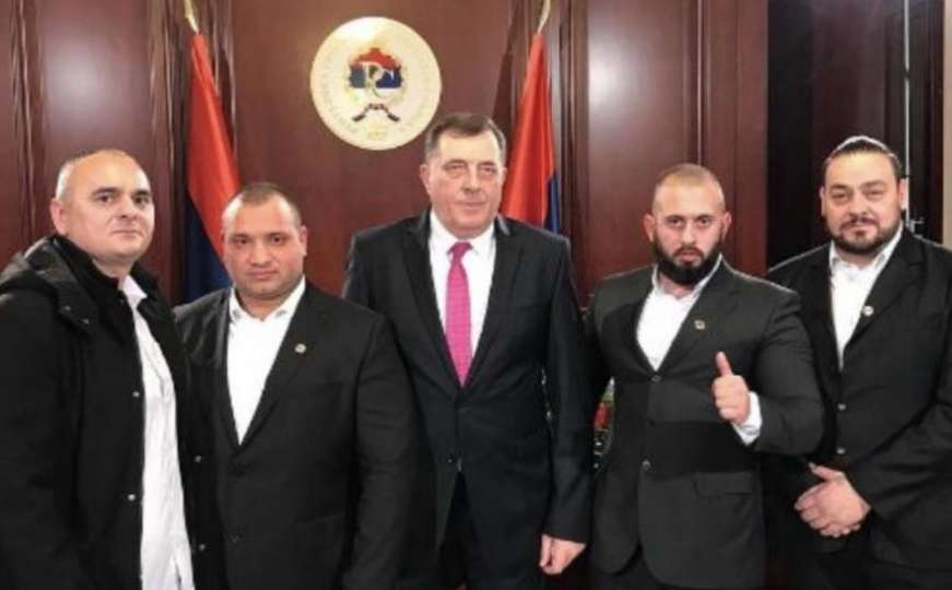 Mektić: Laž je da se Dodik slučajno slikao sa članovima "Srbska čast"