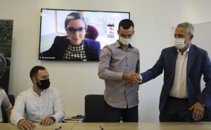 Potpisani prvi ugovori o zaposlenju mladih na gradnji tunela Ivan