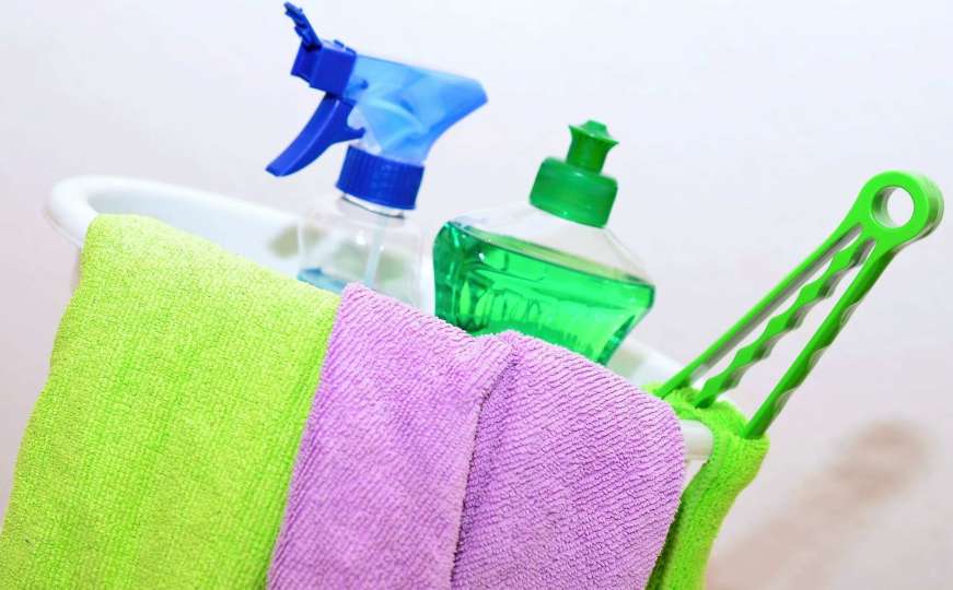 Mnogi to rade, a opasno je: Ova dva sredstva za čišćenje ne koristite zajedno! 