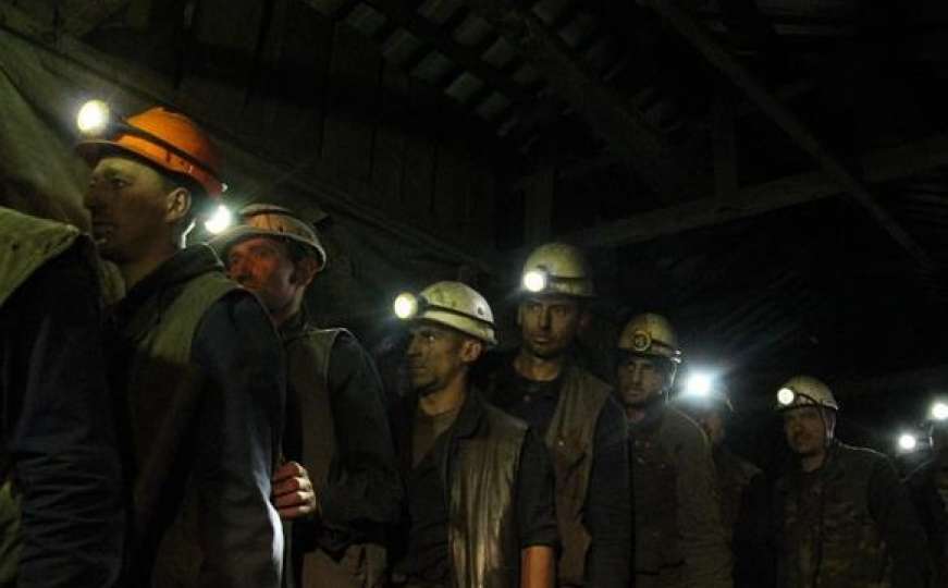 Rudnici mrkog uglja Zenica: Rudari dobili platu, a uprava podnijela ostavku