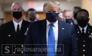 SAD: Ponovo više od 1000 smrti u jednom danu, Trump pozvao na nošenje maske