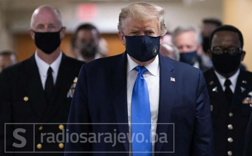 SAD: Ponovo više od 1000 smrti u jednom danu, Trump pozvao na nošenje maske