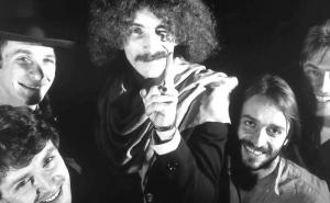 "A ona išla bi negdje": Bijelo dugme i "Na zadnjem sjedištu moga auta" 