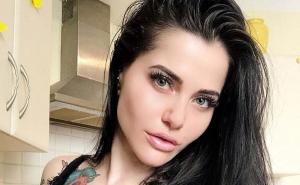 Manekenka istetovirala skoro cijelo tijelo samo da ne bi ličila na Megan Fox